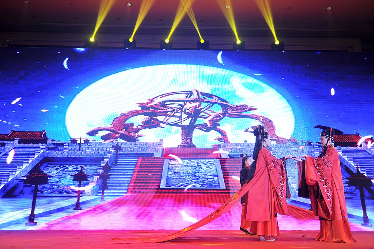 晚宴节目演出 (5).JPG